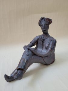 Ceramic (stoneware) Size: 7x4 inches